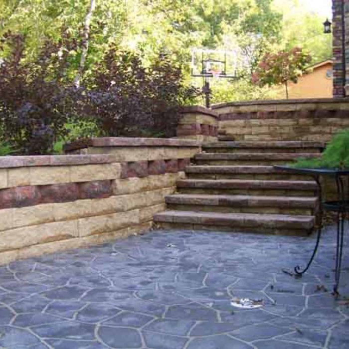 Retaining Wall – Versa Lock Elizabeth, IL