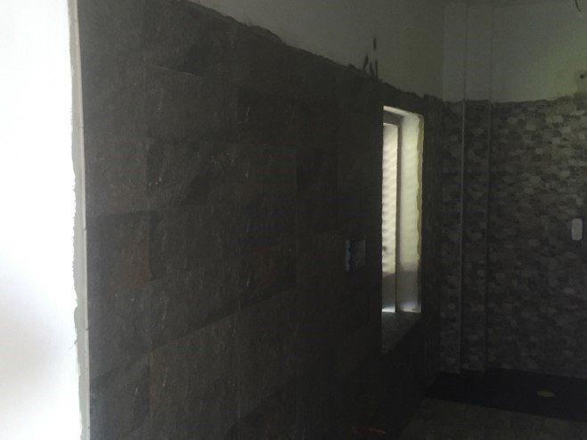 rivestimenti per pareti di un bagno