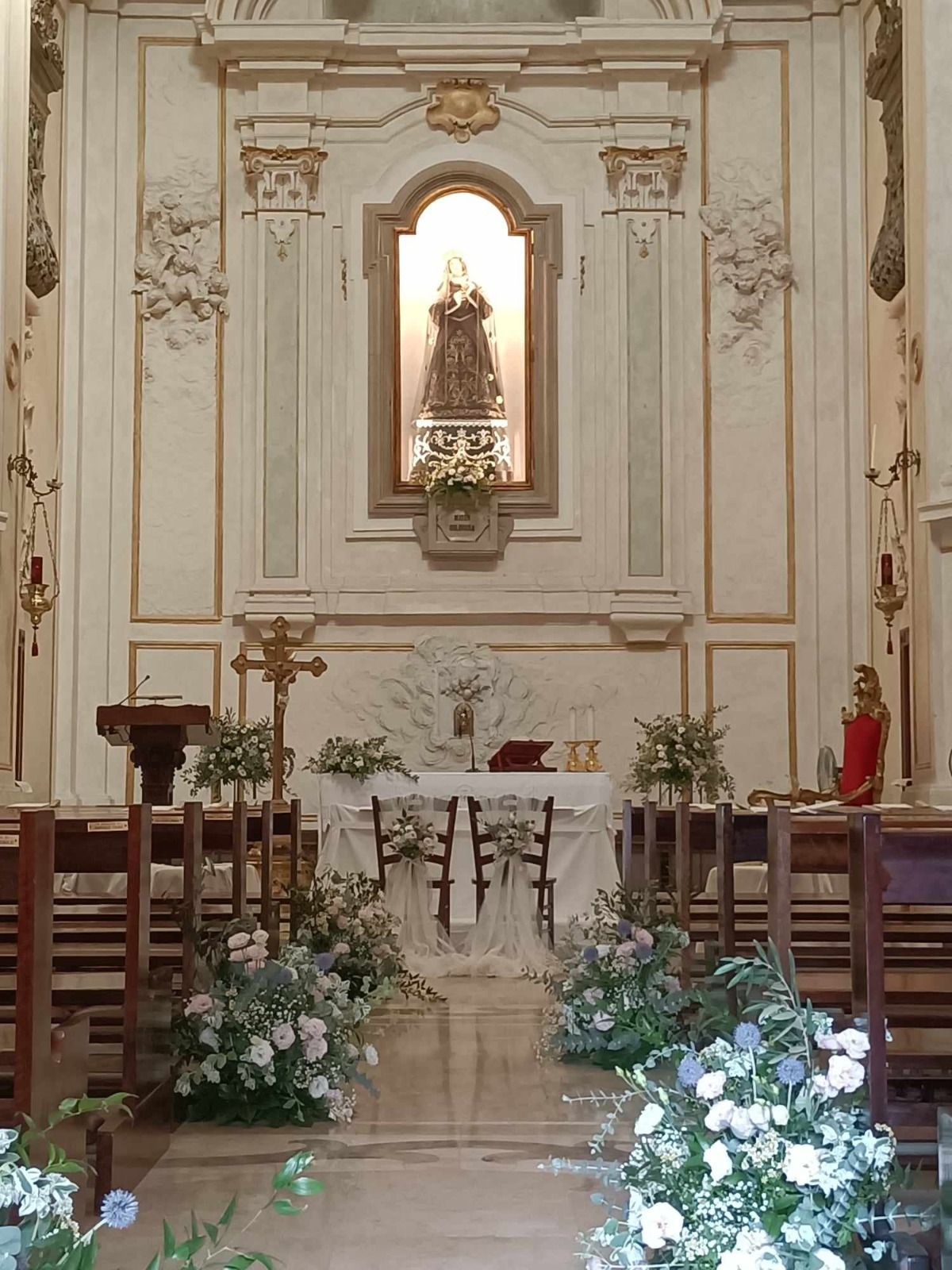 allestimento interno chiesa