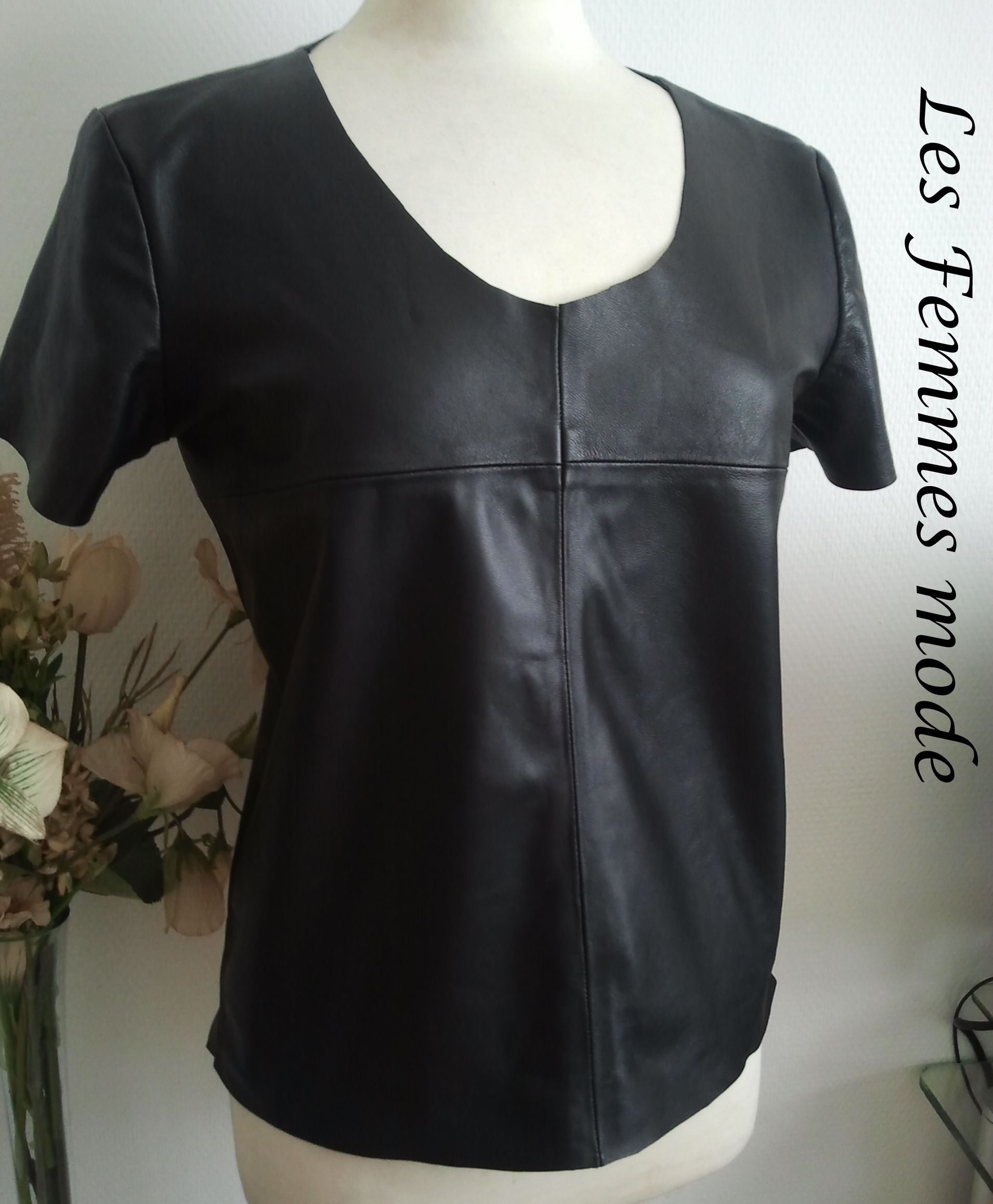 Zwart leren shirt met ronde hals