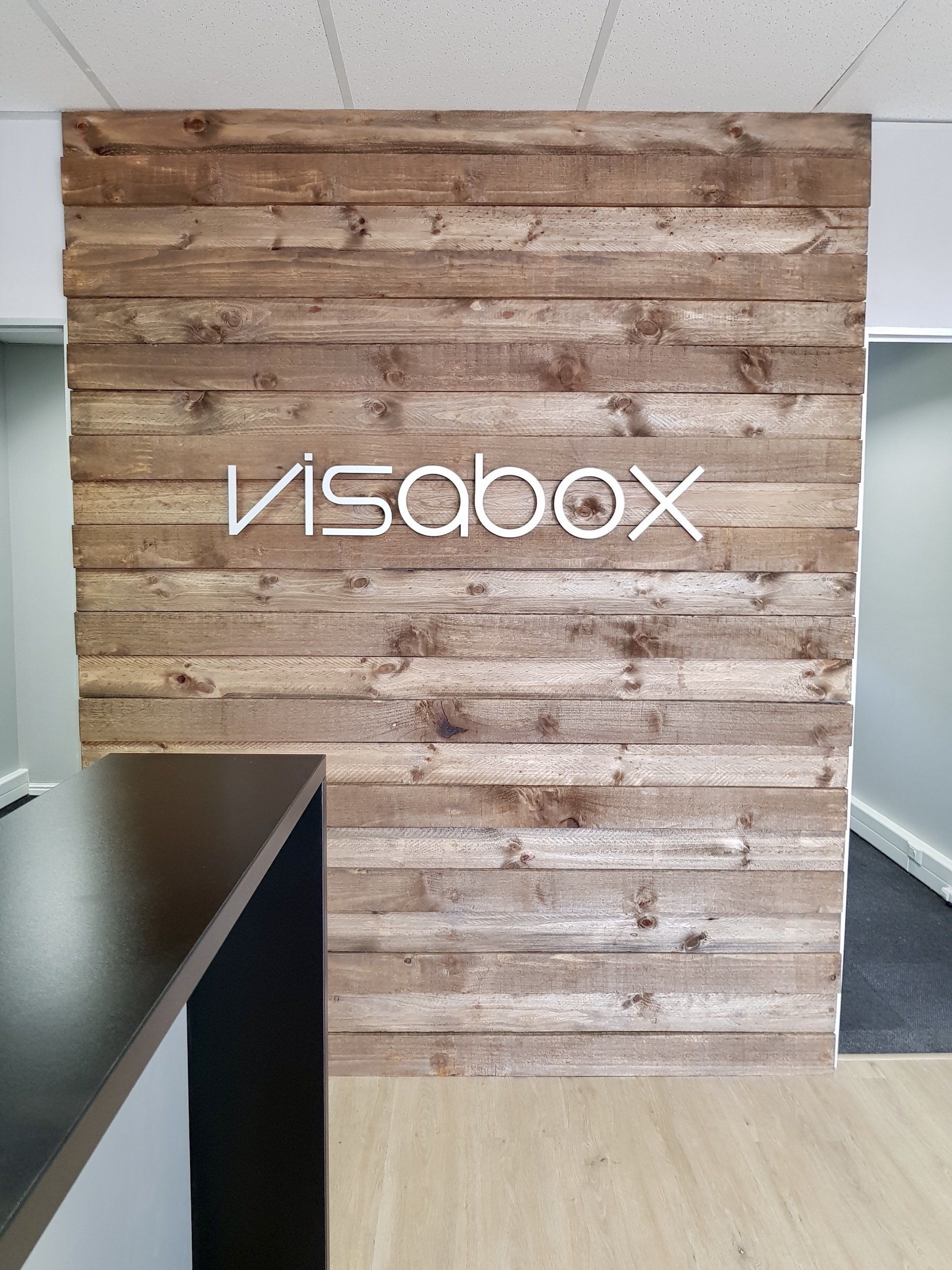Visabox aluminium composite letter signage
