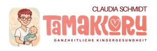 Logo mit einer Person, die ein Baby hält, sowie den Schriftzügen „TAMAKORU“ und „CLAUDIA SCHMIDT“.