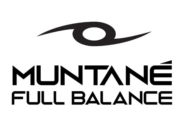 Het Muntane Full Balance-logo in zwart met een gestileerd oog boven de merknaam.