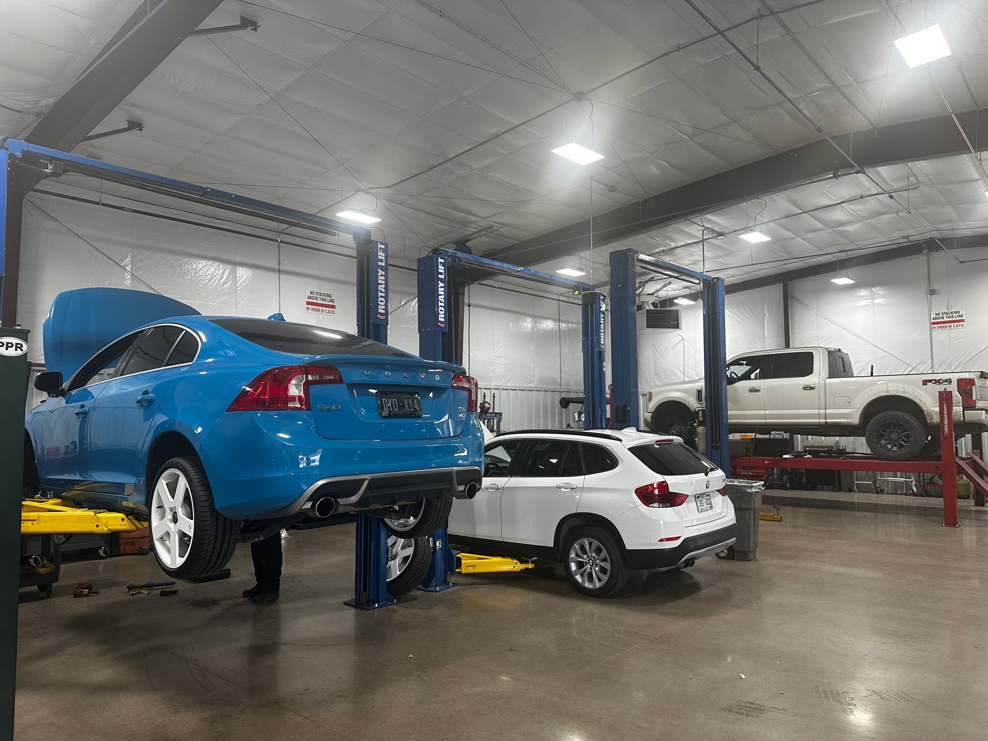 Inside the auto repair shop | Peak European