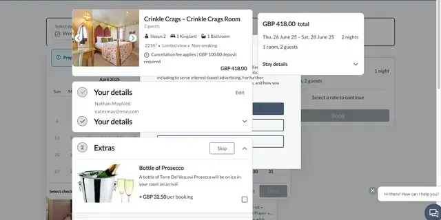 A screenshot of a website showing a bedroom with a bed.
