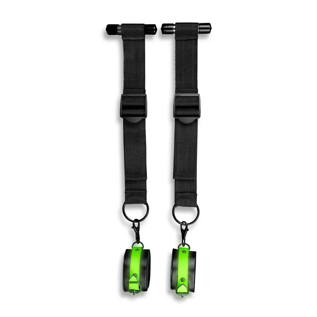 Ouch! Glow in the Dark Door Attachment Kit – סט קשירה לדלת זוהרת בחושך