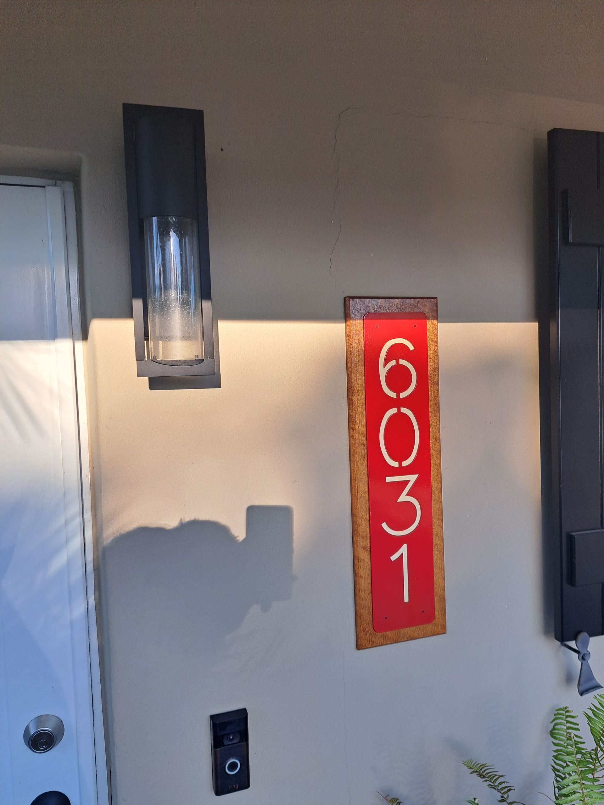 A red sign with the number 631 on it