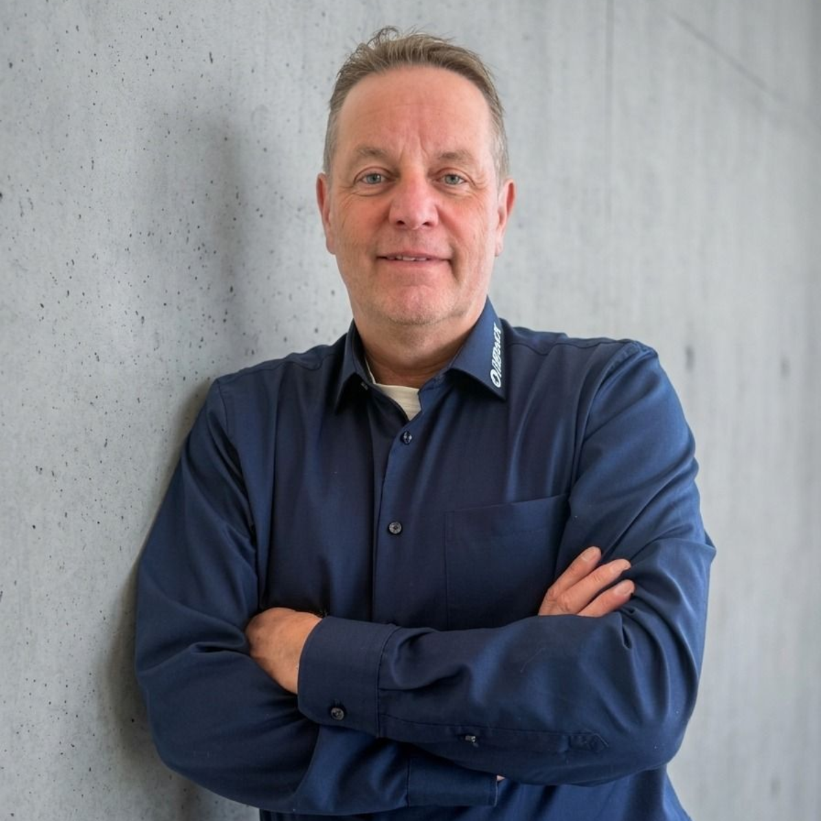 Dr. Thomas Hermann

