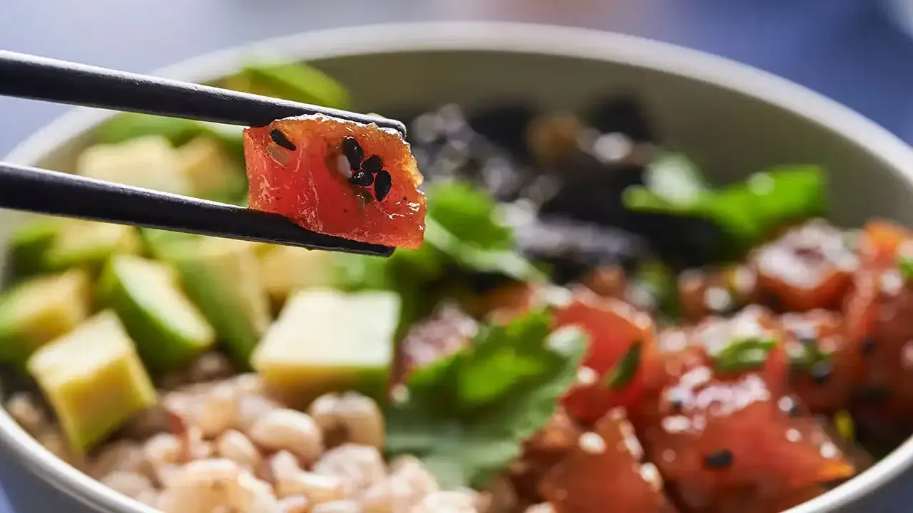 Let This Week Hawaii help you discover fresh authentic poke during your Hawaiian vacation.