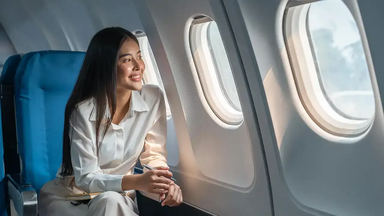 Plan your flight to Hawaii to get the most out of your time on the plane.