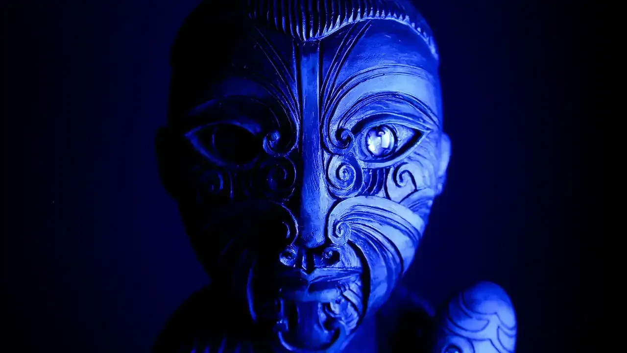 Discover Hawaiian Art and Galleries with This Week Hawaii.