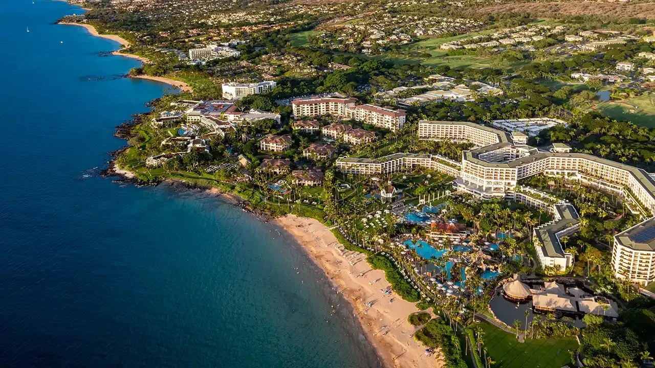 With This Week Hawaii, discover the lucury resorts in Wailea, Maui.