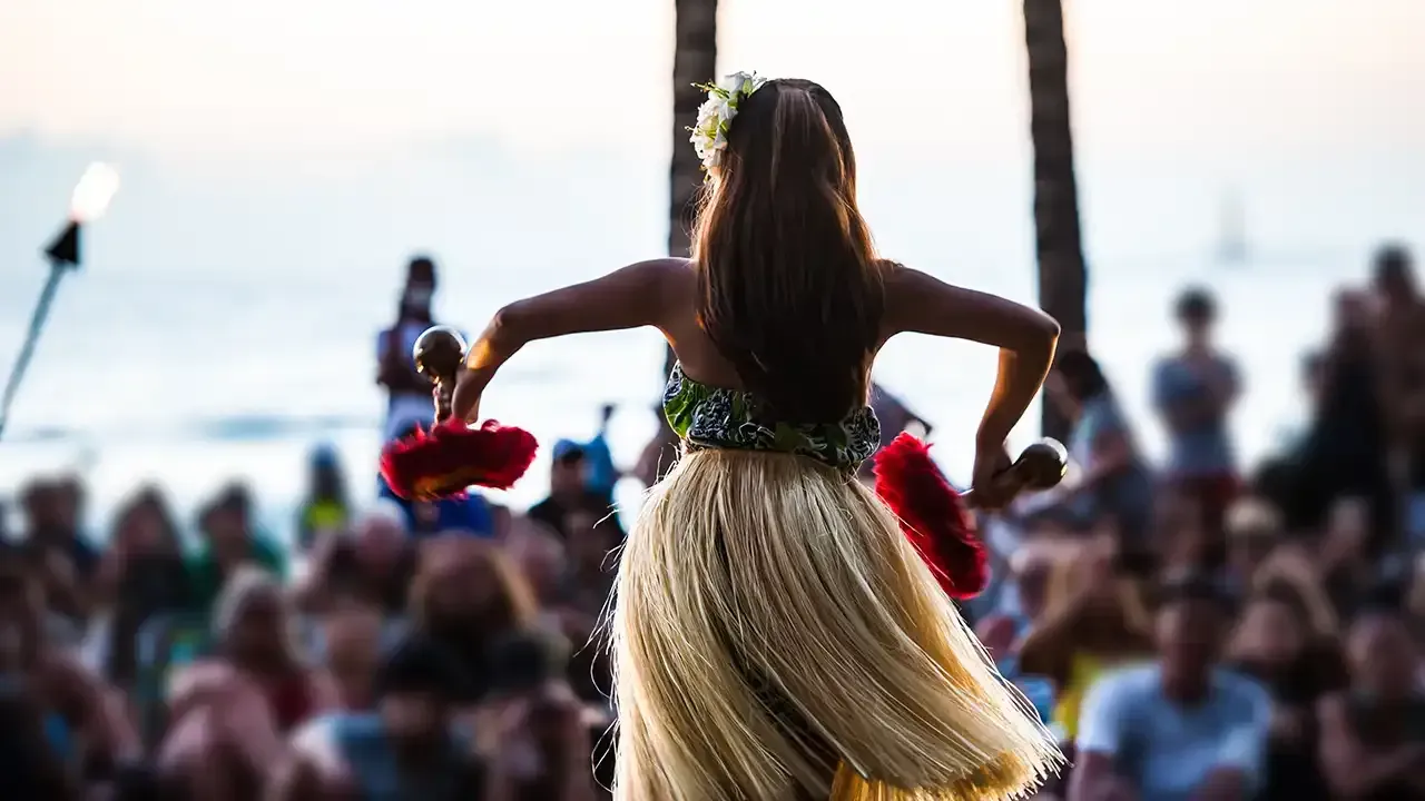 What cultural events should you attend on a seven day Hawaii vacation.