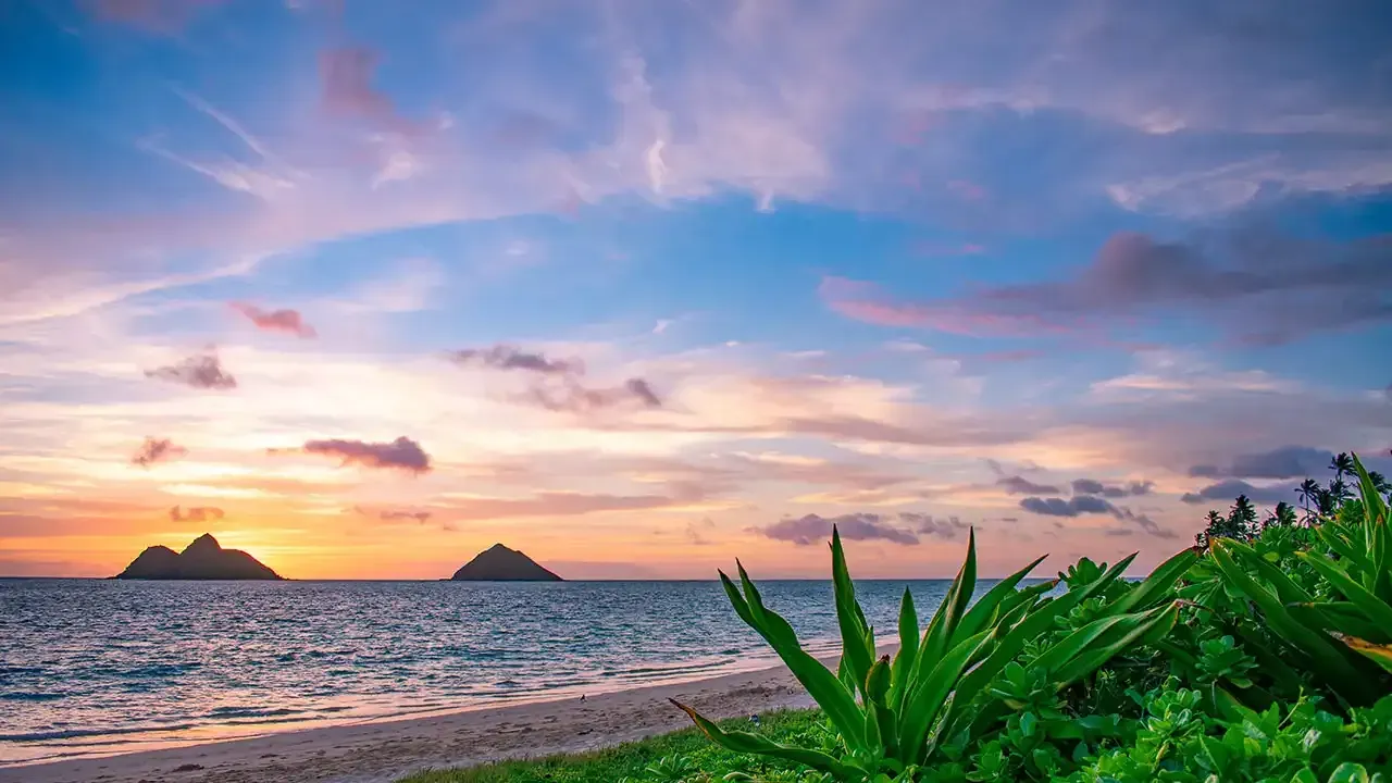 Make the most out of your visit to Kailua, Oahu with This Week Hawaii.