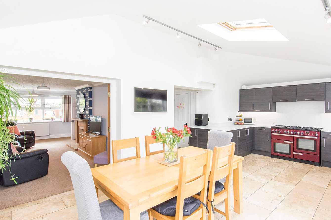 Property For Sale in Market Harborough Cromwell Crescent LE16