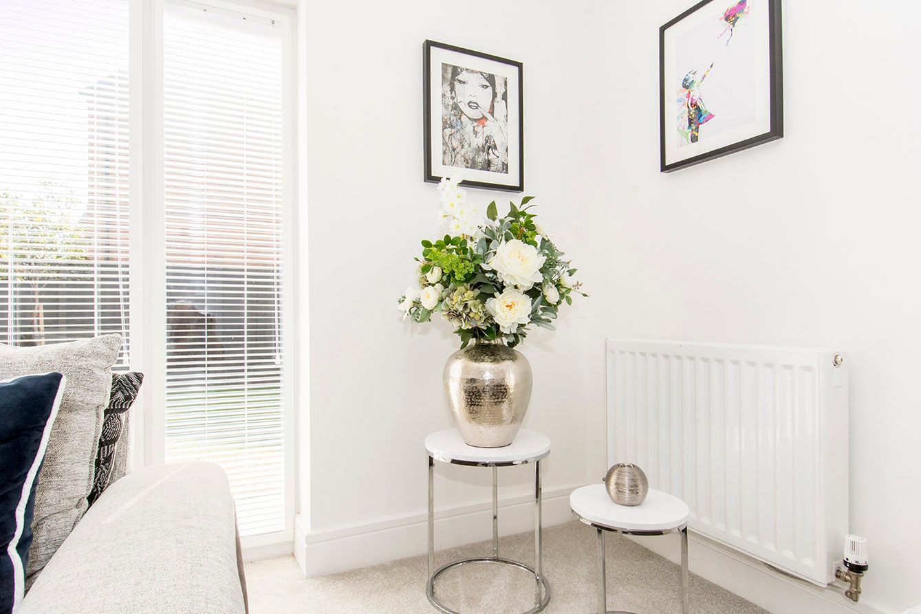 Detached House For Sale in Farndon Fields Limner Street LE16