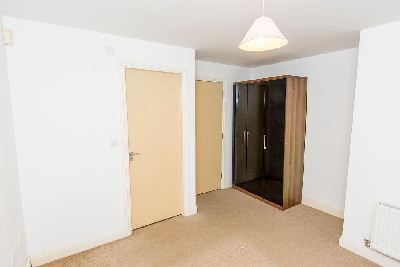 Harborough flat for sale in Edna Bowley Court LE16