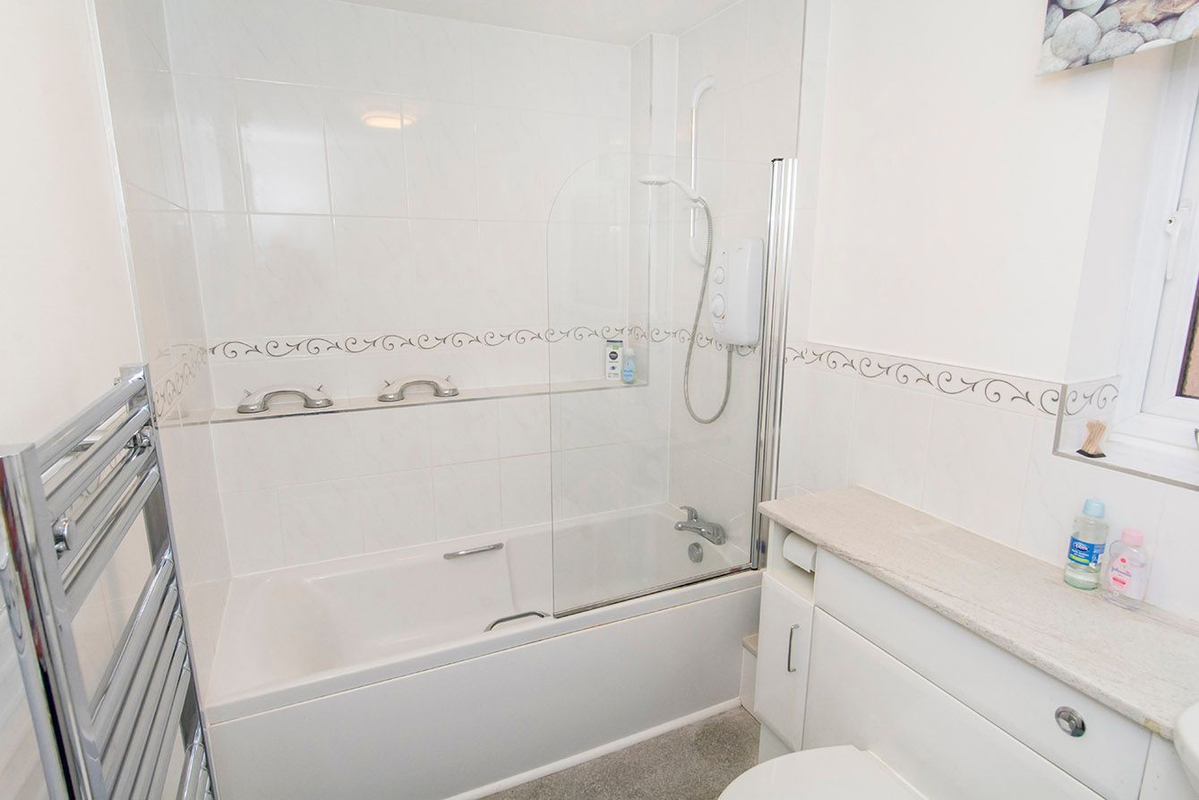 Detached Property in Market Harborough