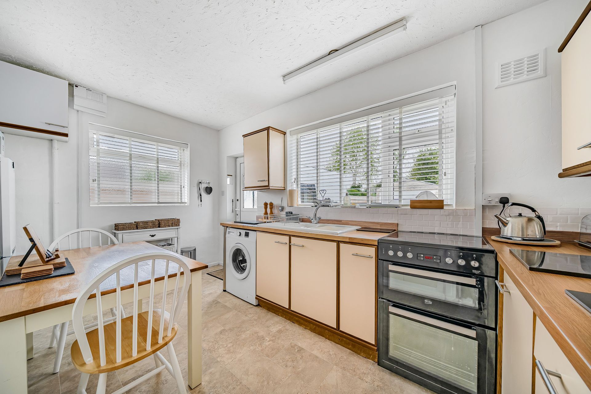 Bungalow For Sale in Harborough LE16