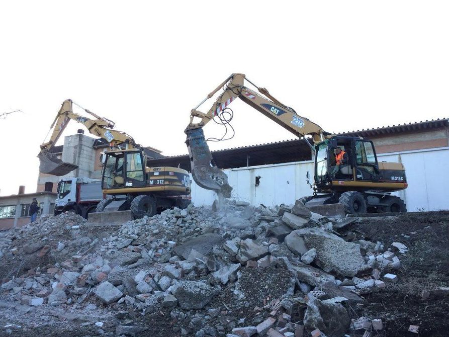 escavatrici per movimento terra a Reggio Emilia