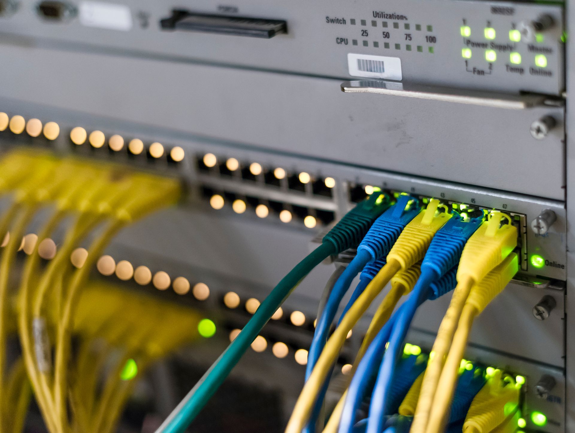 Configurazione delle apparecchiature di Rete a fibre Ottiche a erni