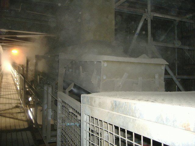 Airborne dust in mine
