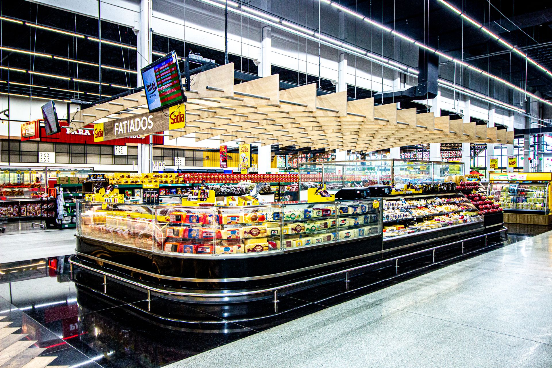 Total Comercio Comunicação Visual para Supermercados | Gera Arte