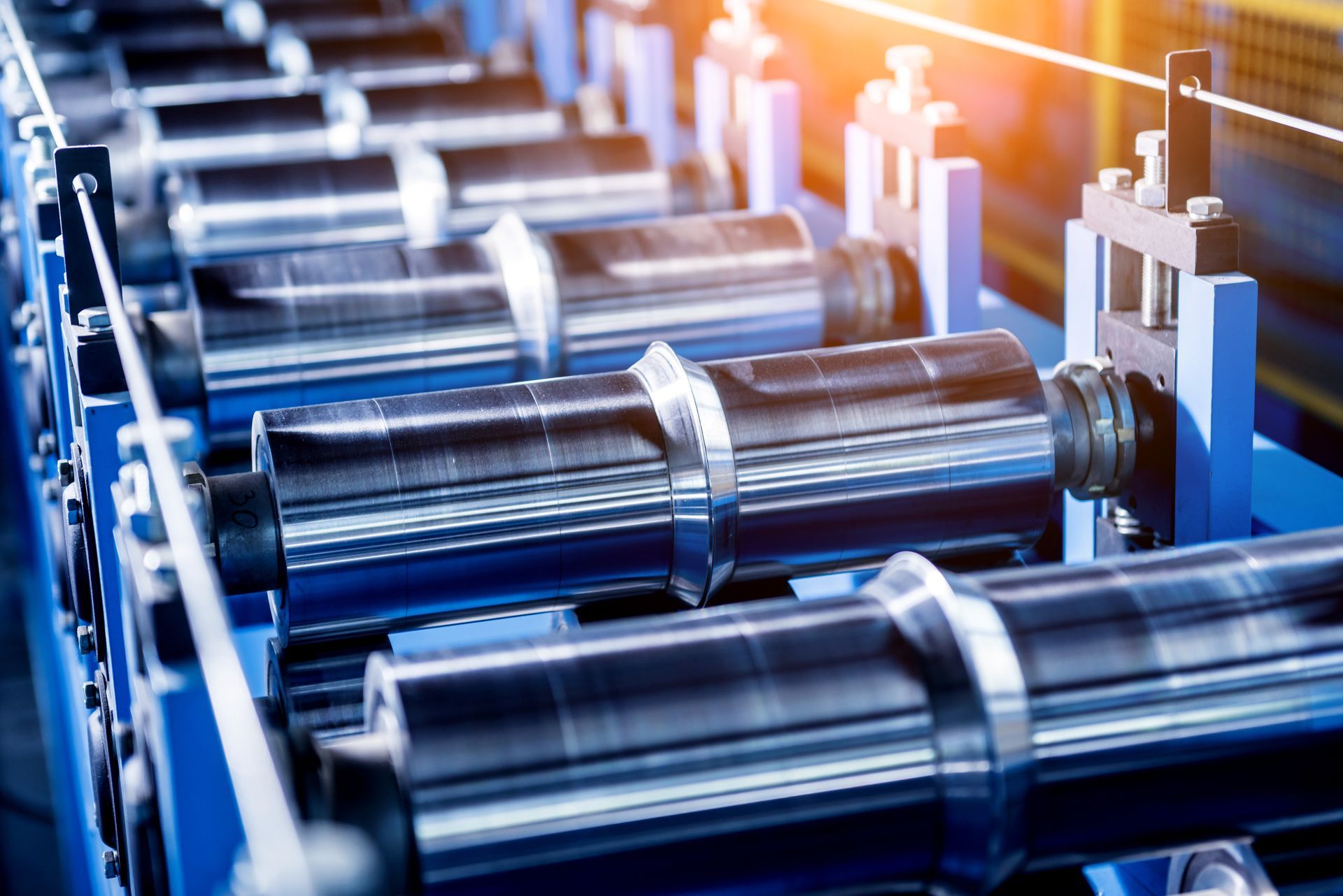 Rolled stainless steel plate cylinder showing curvature and tolerance considerations