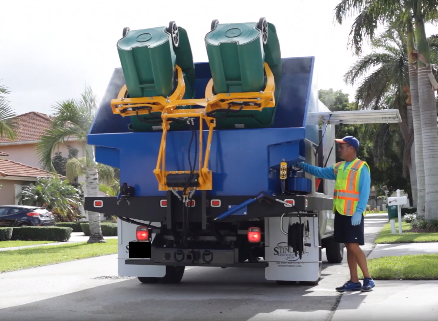 trash bin cleaning process