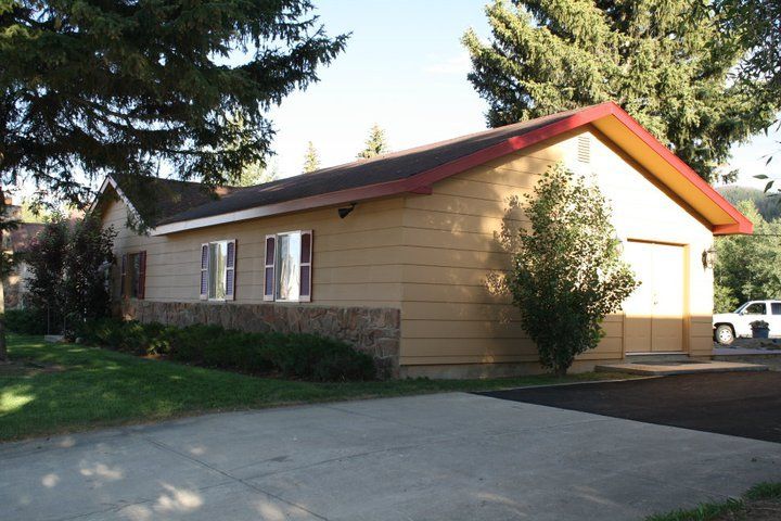section-image