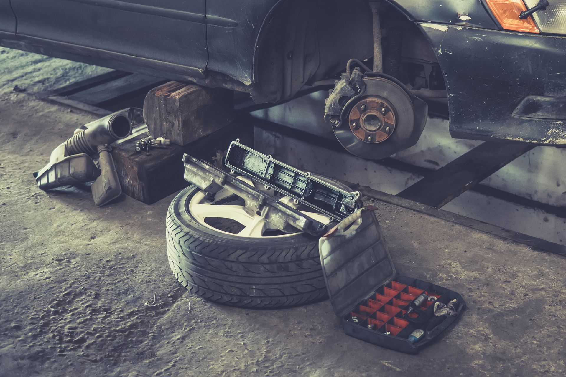 Top Signs Your Car Needs Brake Repair and Maintenance