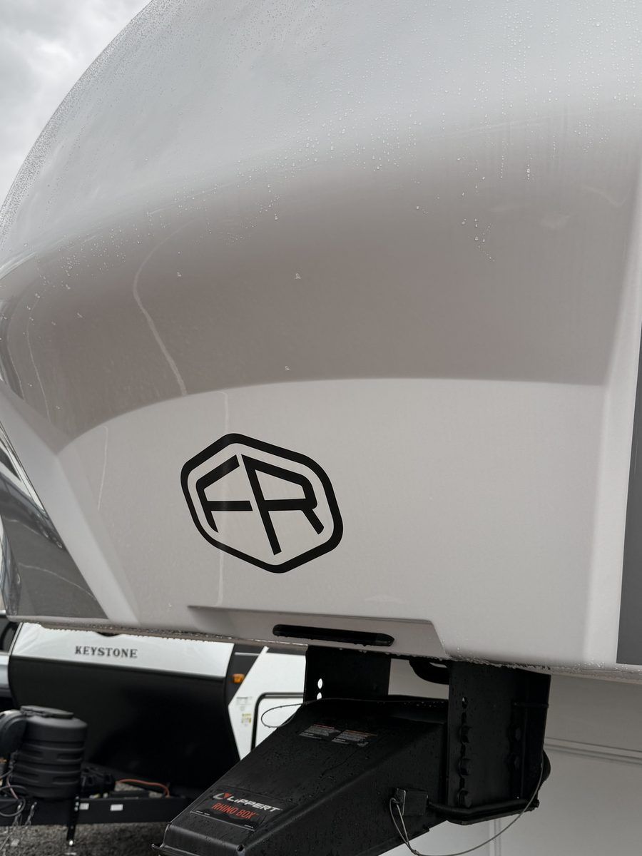 Fifth wheel front cap free of black streaks after KeptCar mobile RV detailing in Newberg, Oregon