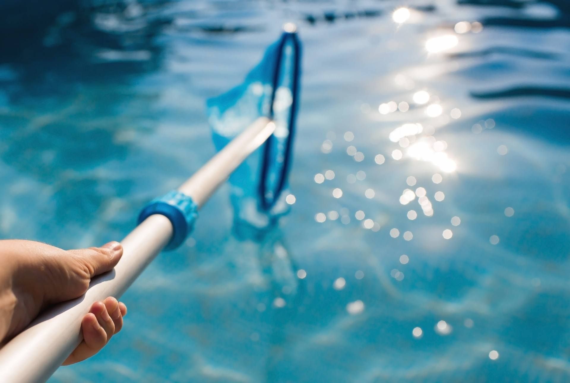 Pool Cleaning & Maintenance