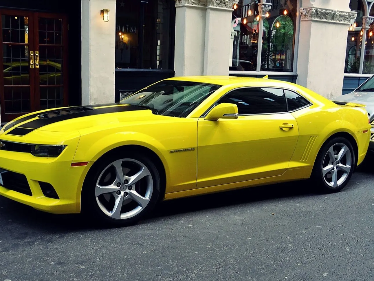 Yellow Car | Omaha, NE | Accredited Insurance Group