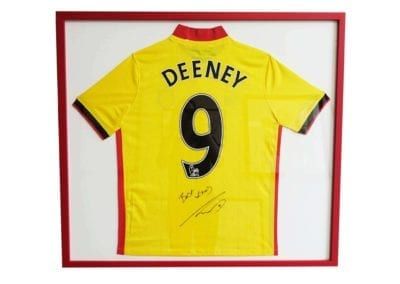 custom memorabilia framing Fulham.