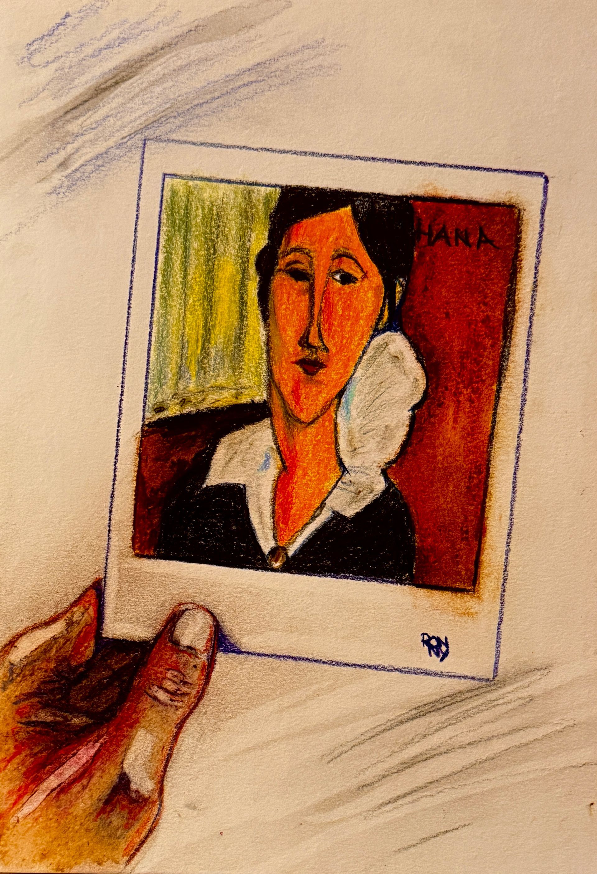 Hand die een klein ingelijst portretschilderij vasthoudt met een rode achtergrond en een witte bloem naast het gezicht.