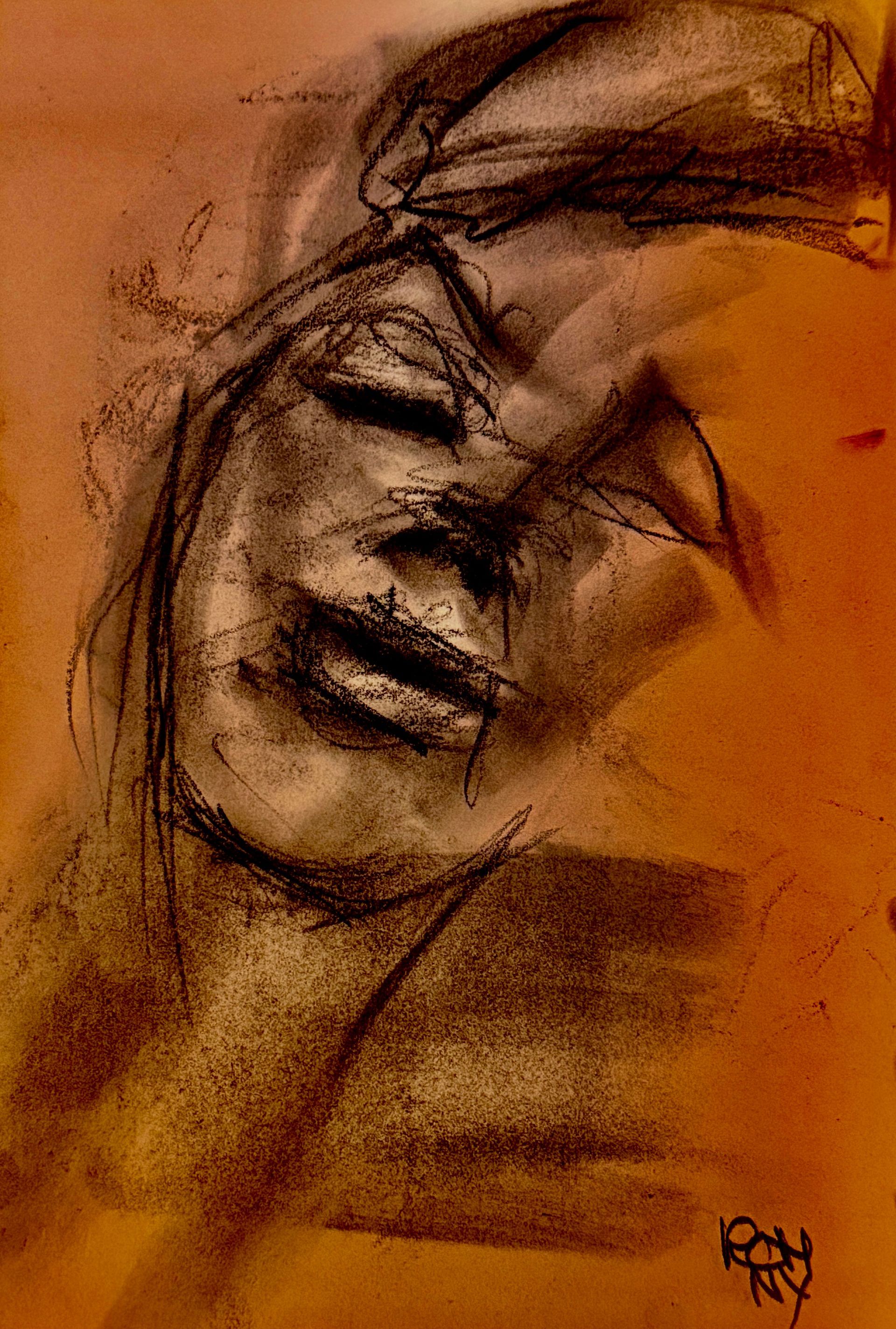 Abstracte sepia schets van een gezicht met gesloten ogen en donkere, expressieve lijnen op een warme bruine achtergrond.