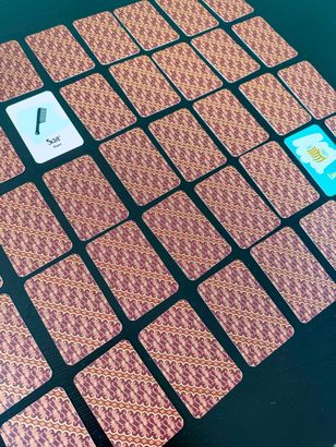 Doosontwerp voor een bordspel genaamd 