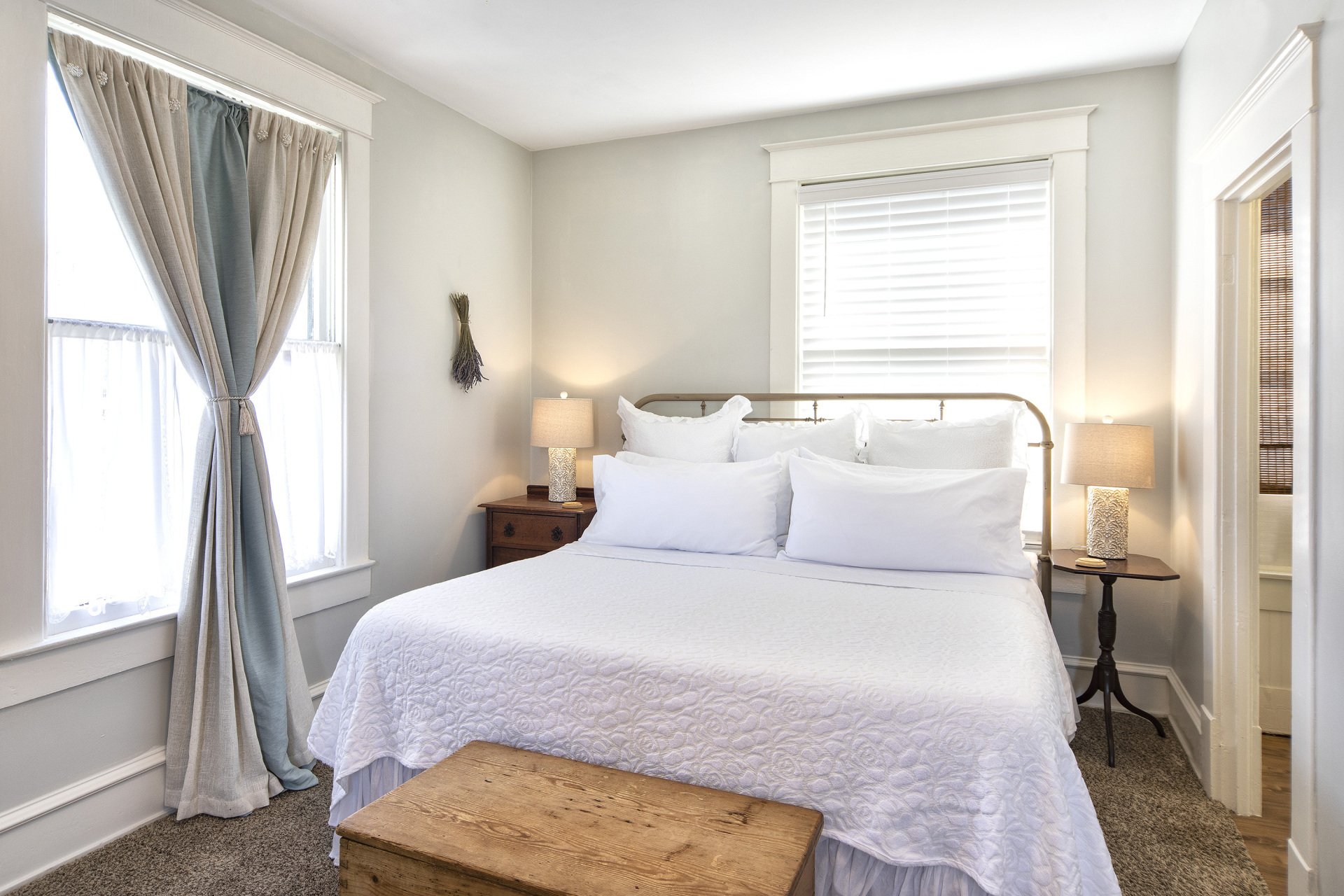 Gallery Smithville, TX The Katy House