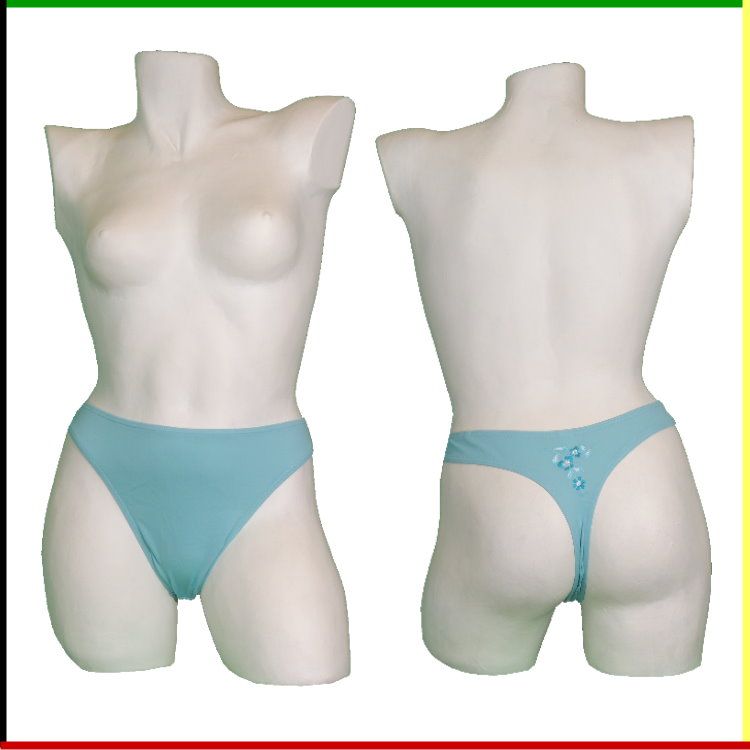 Mannequin met een blauwe string; voor- en achterkant.