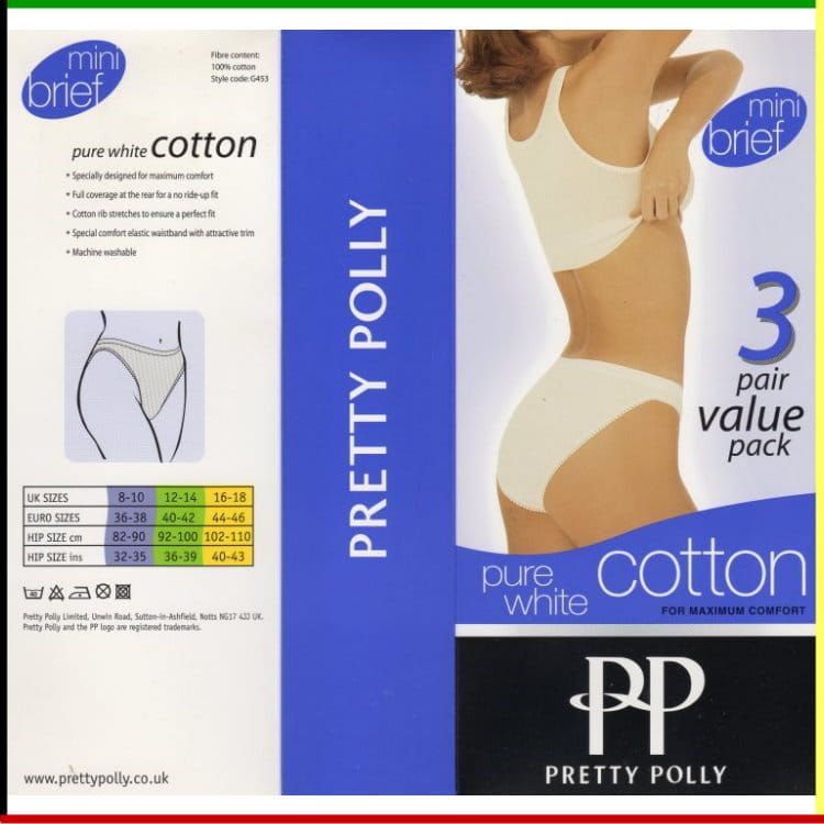 Verpakking met Pretty Polly minislipjes, puur wit katoen, met een vrouw die het ondergoed modelleert.
