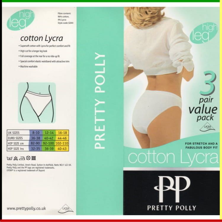 Doos Pretty Polly katoenen Lycra slipjes met hoge beenuitsnijding. Een vrouw draagt een wit exemplaar.