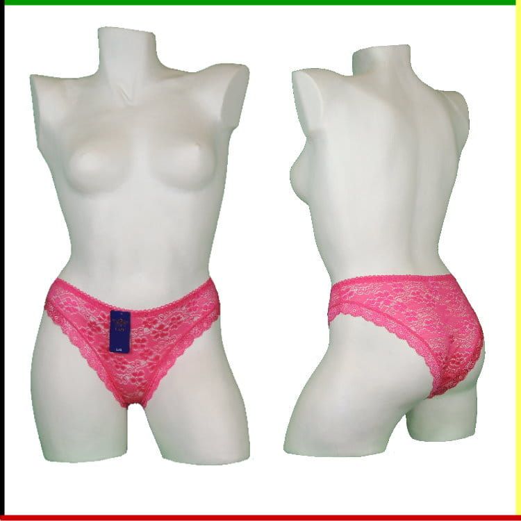 Twee mannequins met roze kanten slipjes, voor- en achterkant.