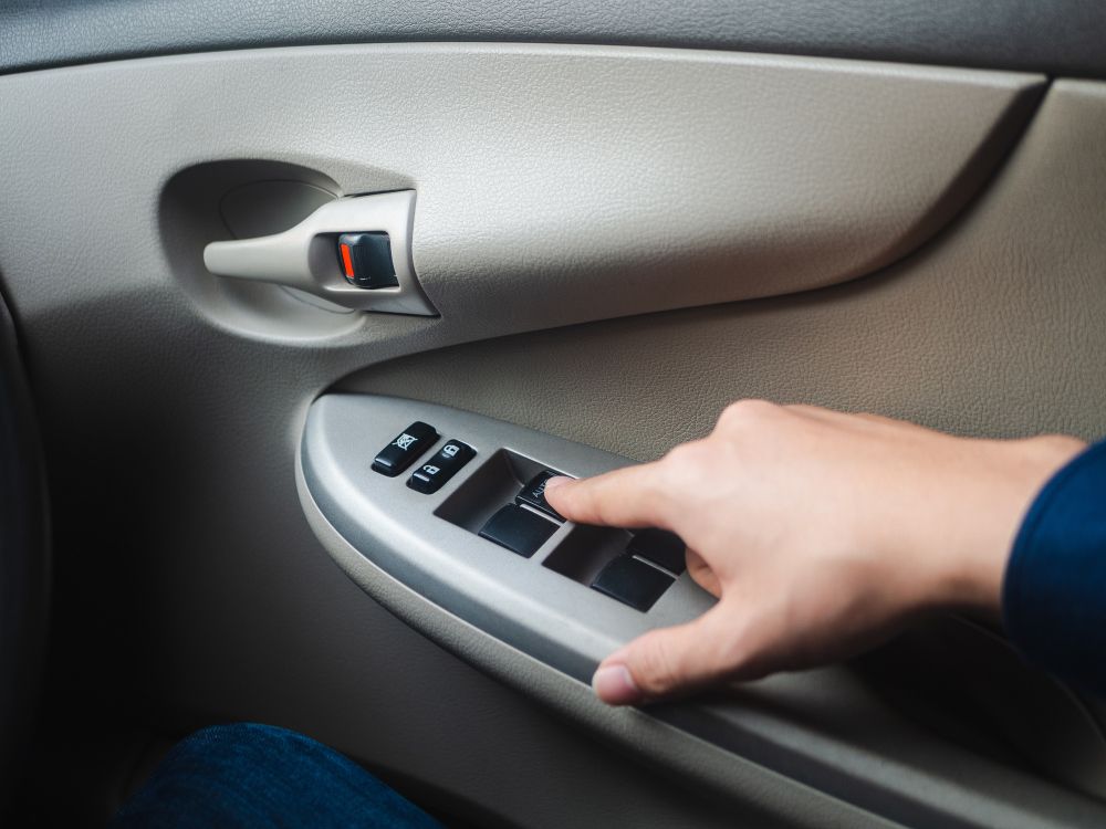 Auto Window Button Auto Glass Repairs | Saint Joseph, MO | Render Auto Glass