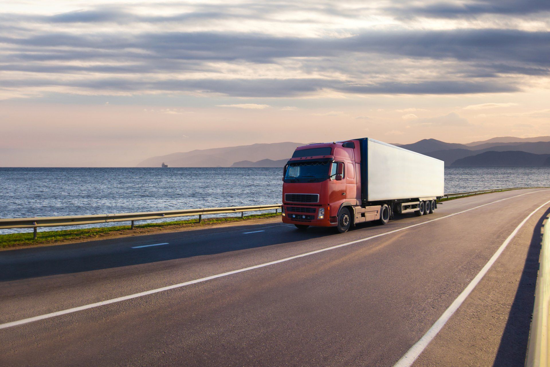 Semi Truck Repair in The Dalles, OR | Stanton Towing & Truck Repair Semi Truck Repair in The Dalles, OR | Stanton Towing & Truck Repair