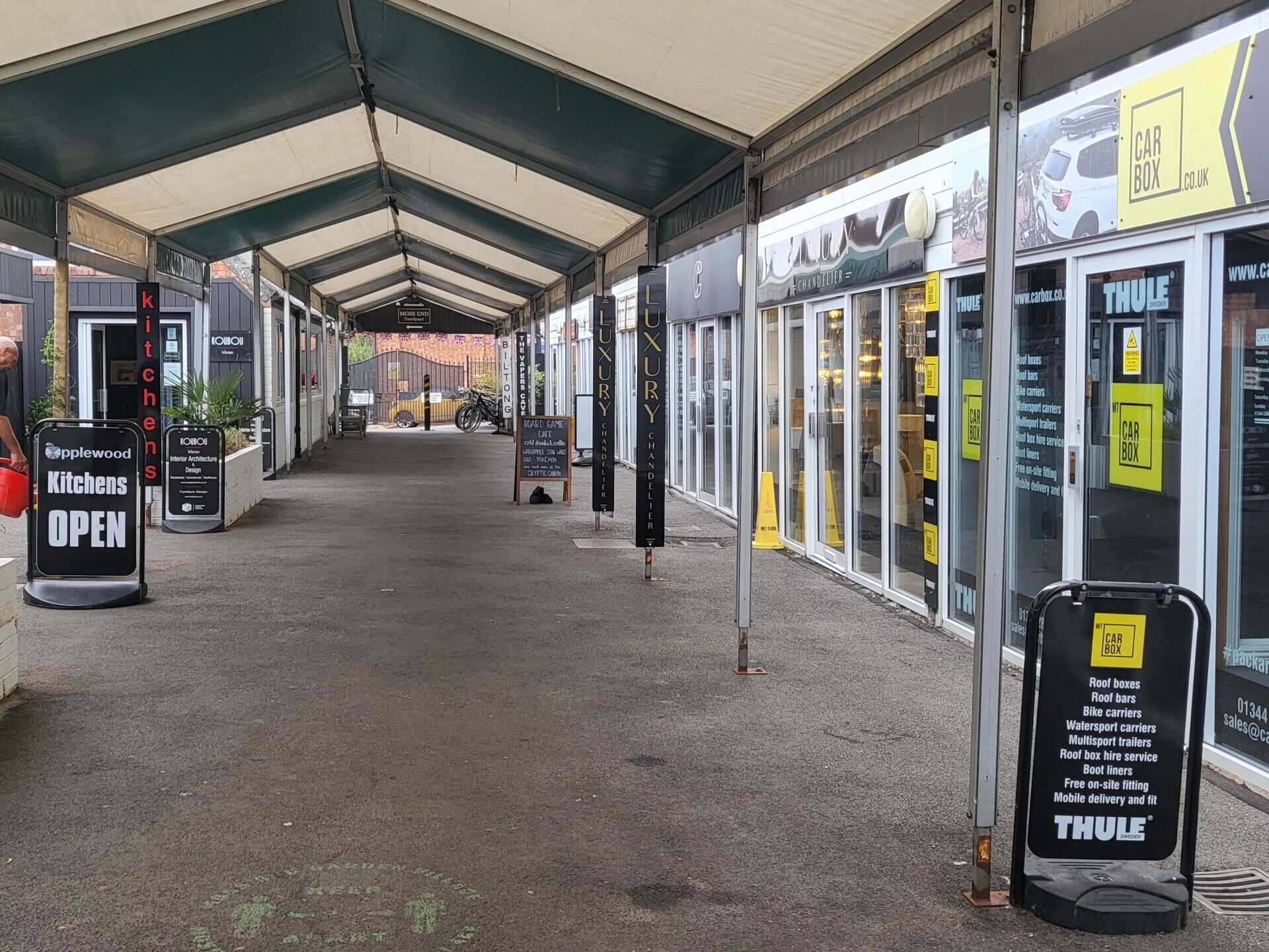 Moss End Garden Village Leading Berkshire Garden Centre & Shopping