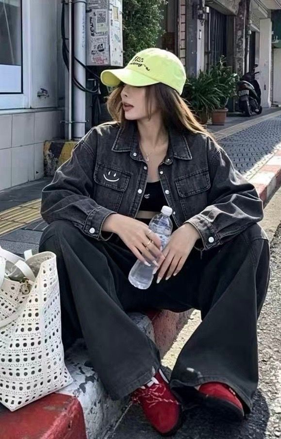 260918水洗牛仔刺繡微笑外套