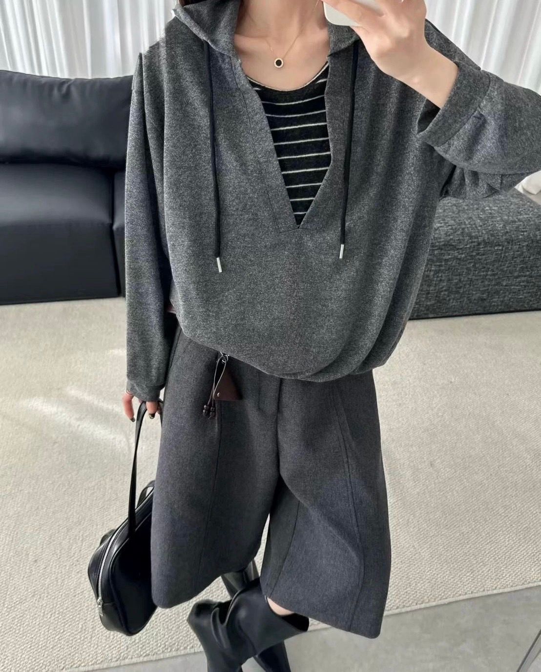 260920假兩件條紋拼接連帽上衣