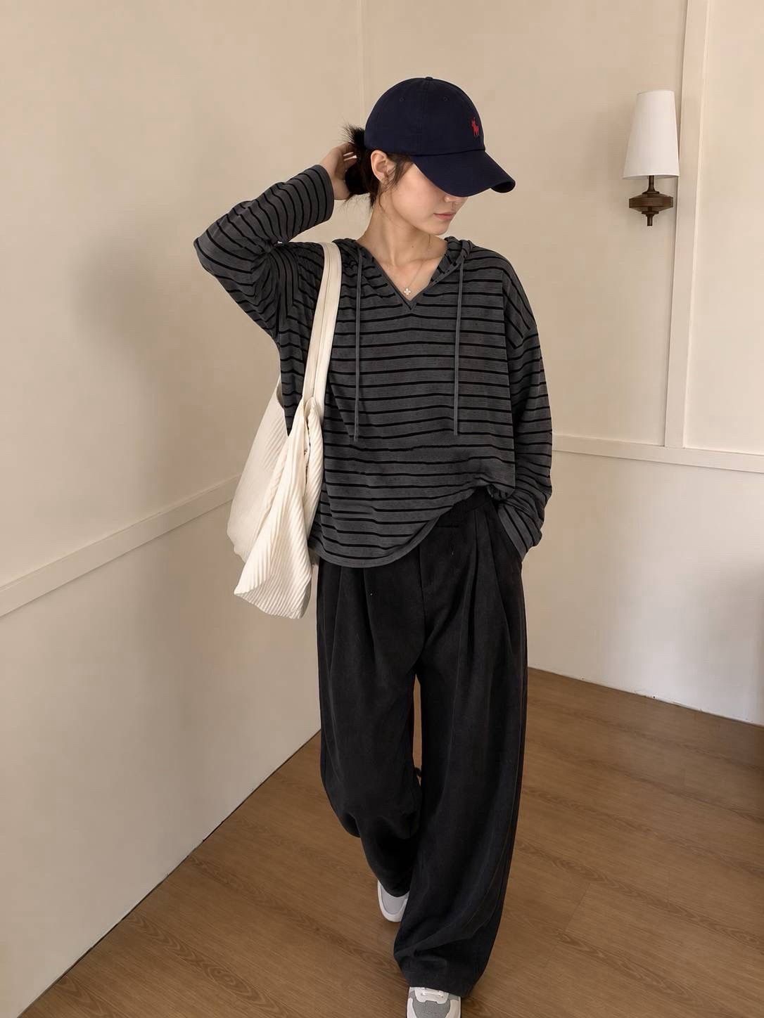 260927鬆弛感百搭條紋連帽上衣