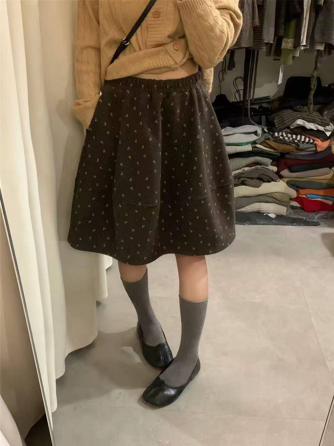 260929韓妞復古文藝小碎花半身裙